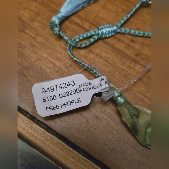 NWT Free People Eternal Friendship Bracelet in Green - Picture 6 of 8
